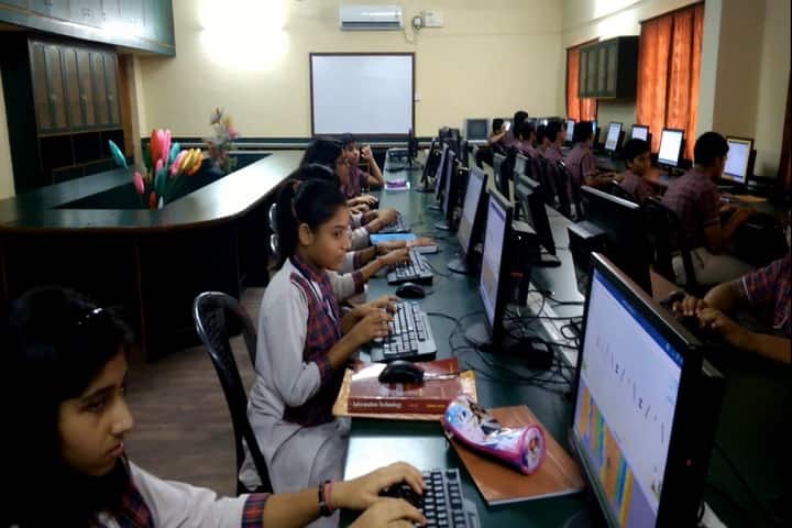 Manohari Devi Bajia Dav Public School-Computer Lab