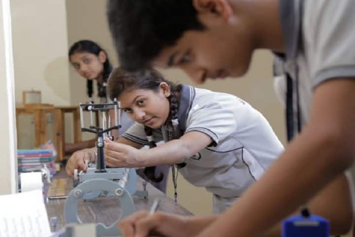 Modi Public School-Physics Lab
