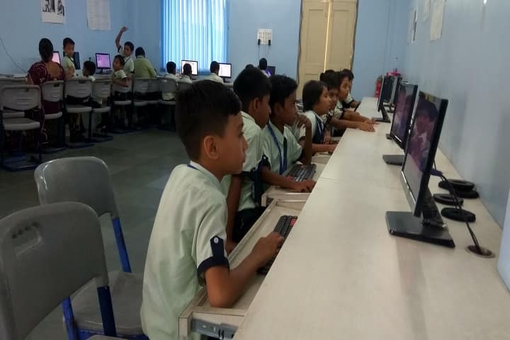 Mount Litera Zee School-Computer Lab