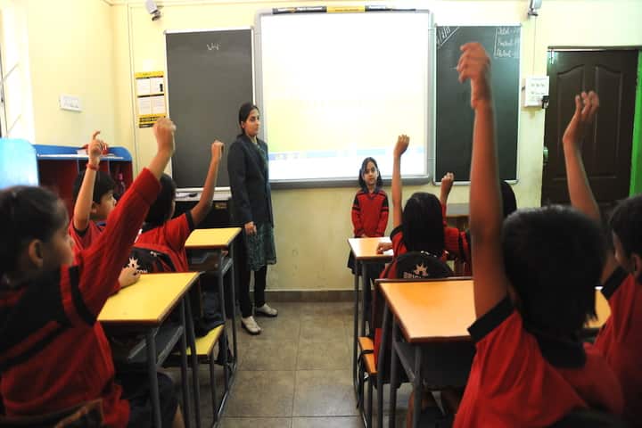 Brighton International School-Smart Class