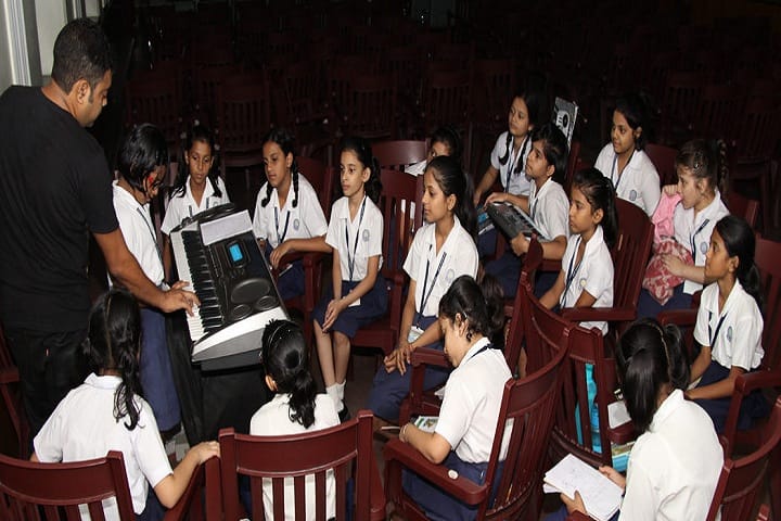 Shri Shikshayatan School-Music