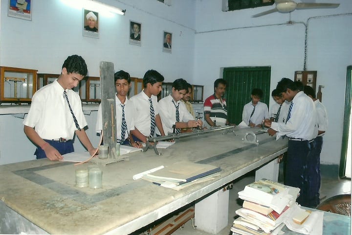 South East Railway Boys Higher Secondary School-Physics Lab