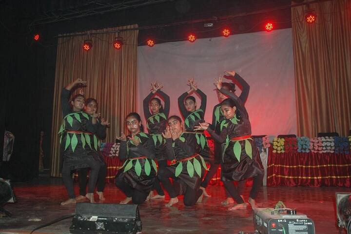 Sudhir Memorial Institute-Dance