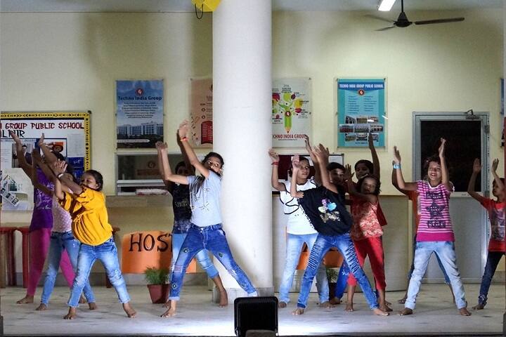Techno India Group Public School-Dance