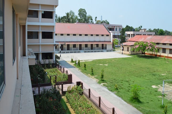 Carmel School-Campus View
