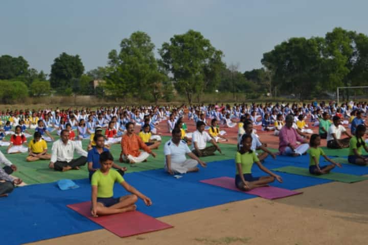 DAV Public School-International Yoga Day