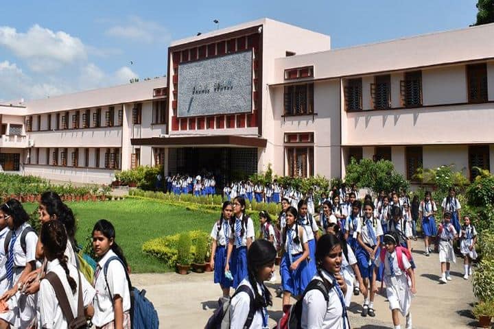 Carmel School-Campus View