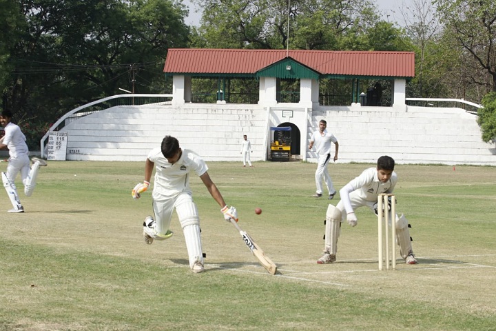 Rajkumar College-Sports cricket