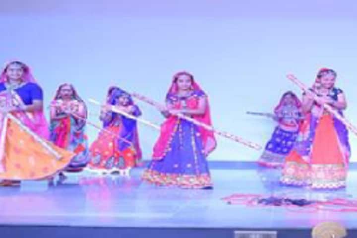 Atul Vidyalaya-Dance