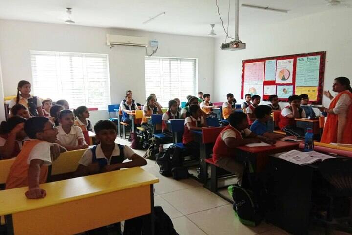 Ithaka Engish Medium School-Classrooms