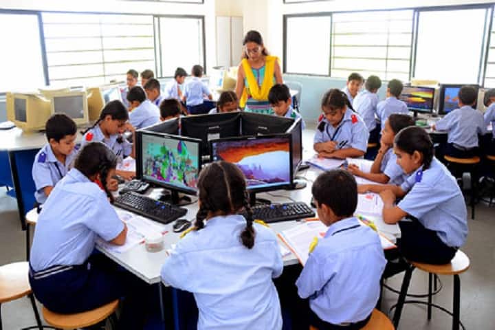 Lalji Mehrotra Lions School-IT-Lab