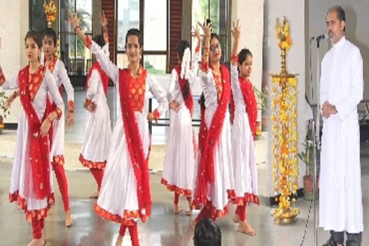 Saint PaulS School-Events dance