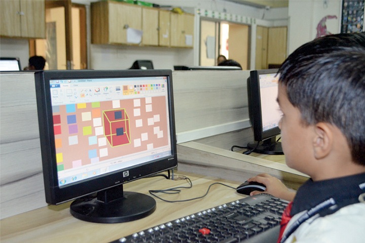 Swaminarayan Dham International School-IT Lab