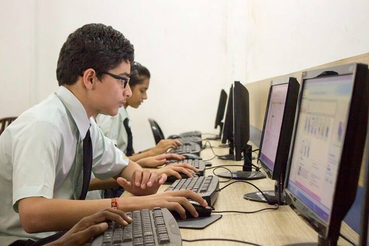 Vapi Public School-IT-Lab