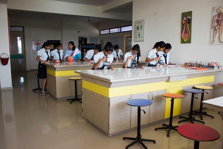 Vapi Public School-Laboratory biology