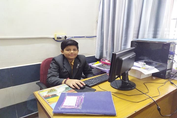 Madhav International School-IT-Lab