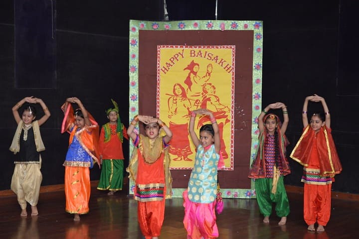 Jiva Public School-Events dance