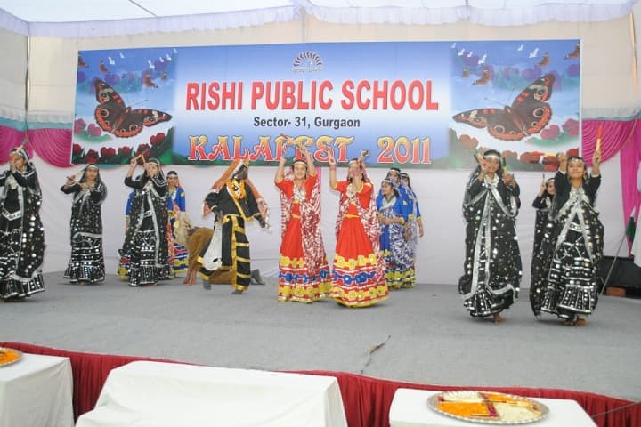Rishi Public School-Events dance