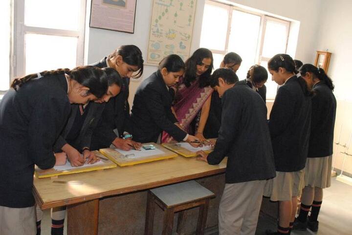 Lt Atul Katarya Memorial School-Physics Laboratory