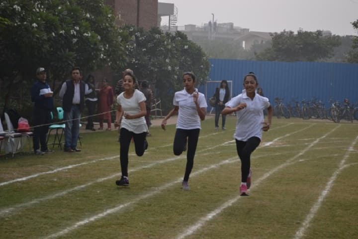 Shikshantar Senior Secondary School-Sports running