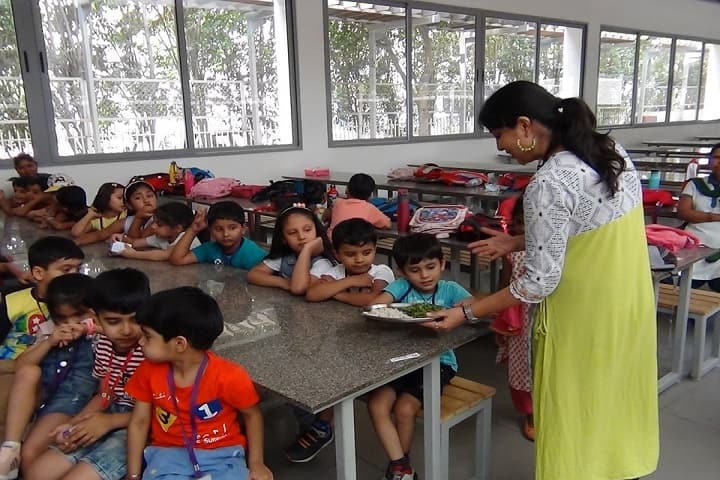 Matrikiran High School-Cafeteria