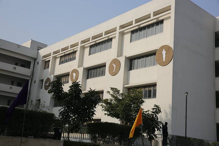 Matrikiran High School-Campus-View