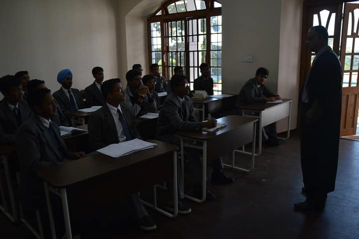 Bishop Cotton School-Classroom with teacher