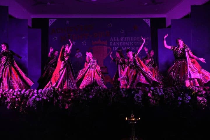 De Nobili School-Dance