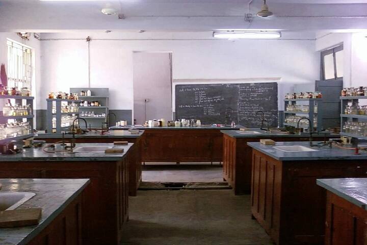 De Nobili School-Chemistry Lab