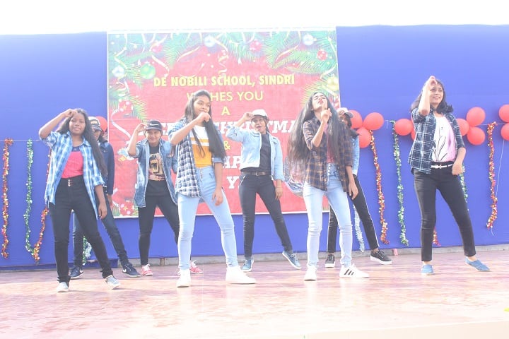 De Nobili School-Group Dance