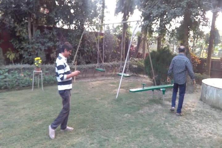 De Nobili School-Kids Park