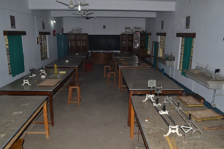 Carmel School-Physics Lab
