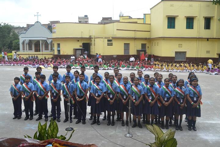 Carmel School-Singing