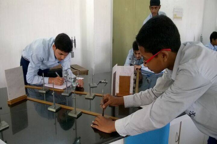 Gulmohur High School-Physics Lab