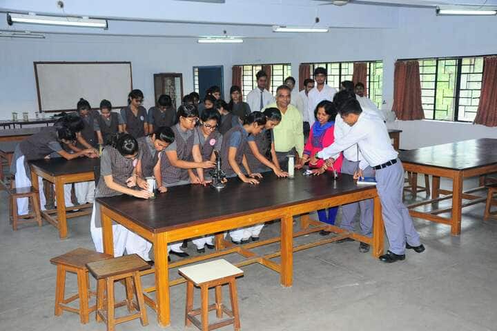Rajendra Vidyalaya-Biology Lab