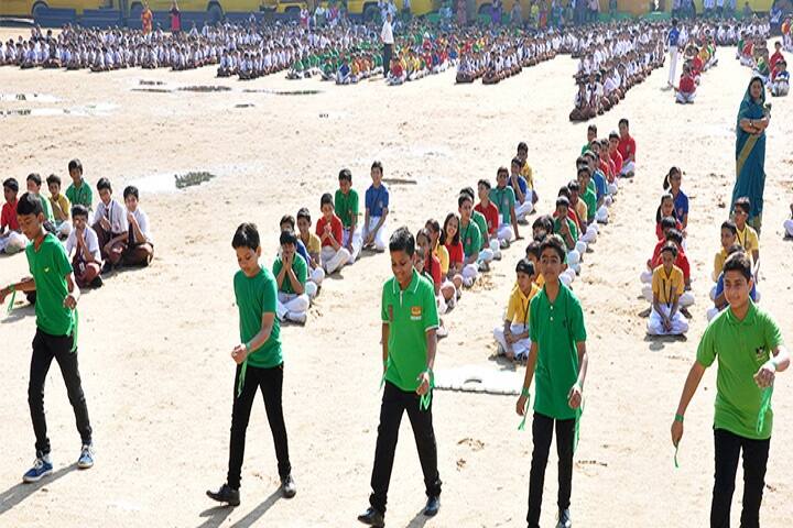 St Thomas School-Group Dance