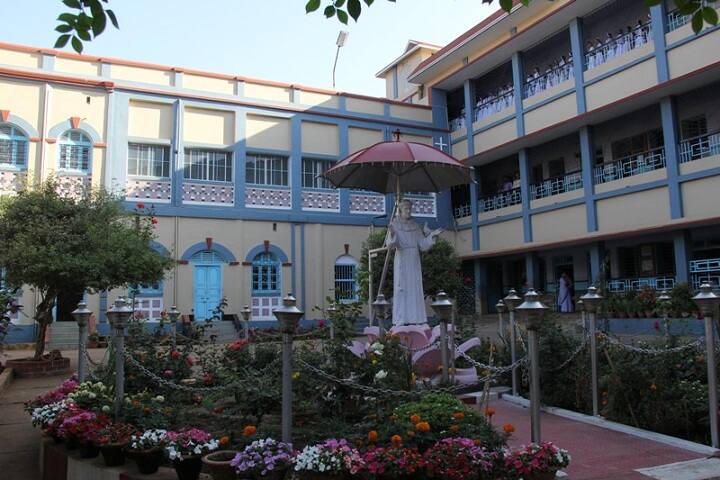 St Francis School-Campus-View Inside