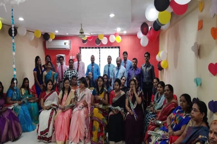 Dayanand Anglo Vedic Public School-Staff Group Photo