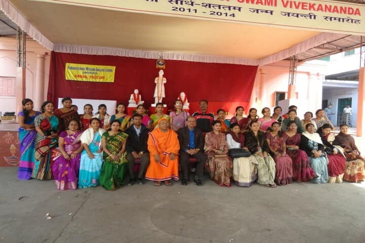 Ramakrishna Mission English School-Group Photo