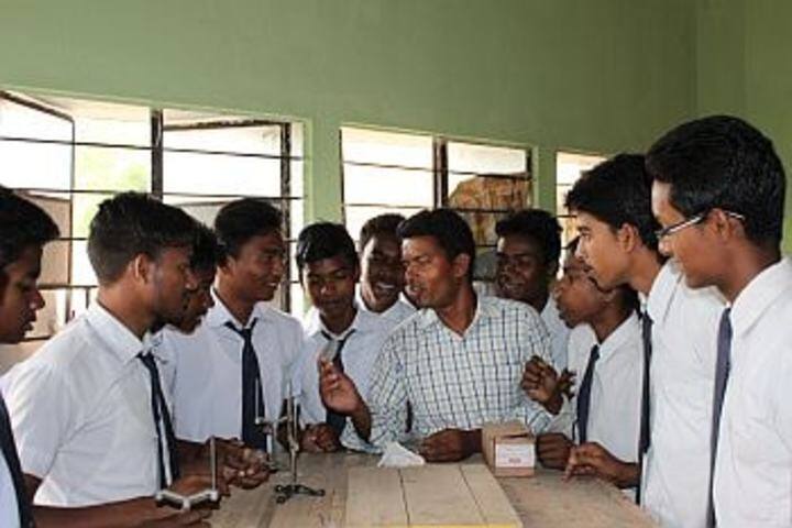 Bishop Westcott School-Physics Lab