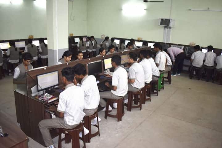 St XavierS English School-IT Lab