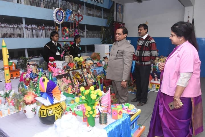 R V S Academy-Art And Craft Exhibition