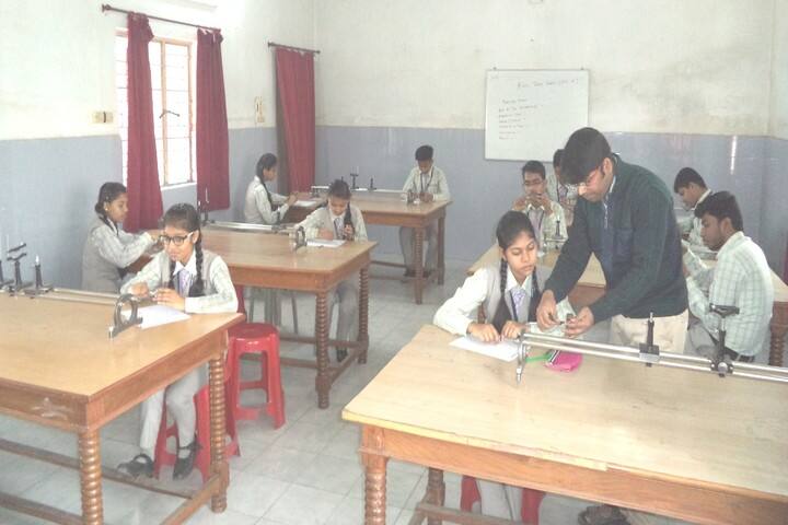 R V S Academy-Physics Lab