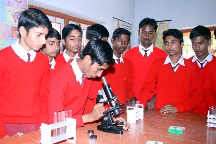 Ramakrishna Vivekananda International English High School-Chemistry Lab