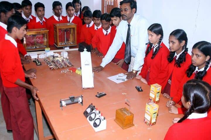 Ramakrishna Vivekananda International English High School-Physics Lab