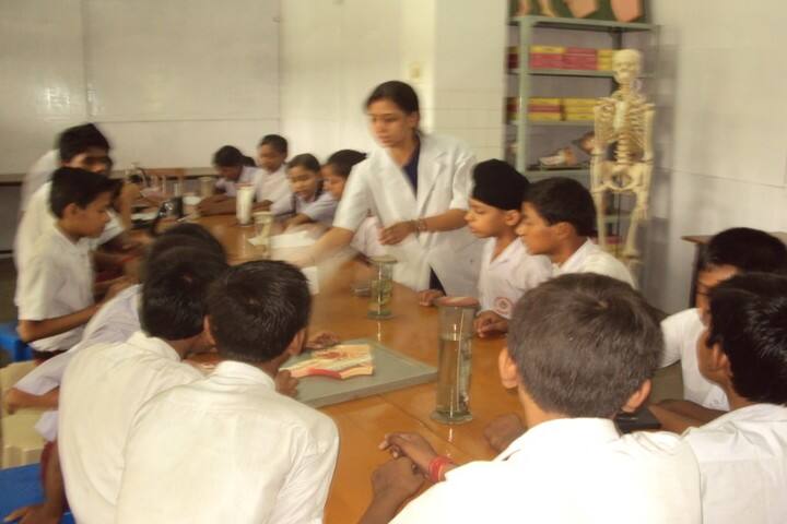 Ramakrishna Mission Lady Indrasingh English School-Science Lab