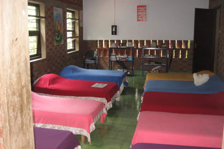 Pallikoodam-Hostel