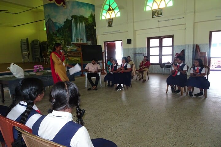 Mount Carmel Convent Anglo - Indian Girls High School-Quiz Competition