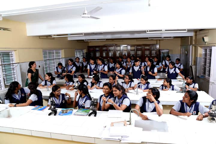 Holy Angels I S C School-Biology Lab
