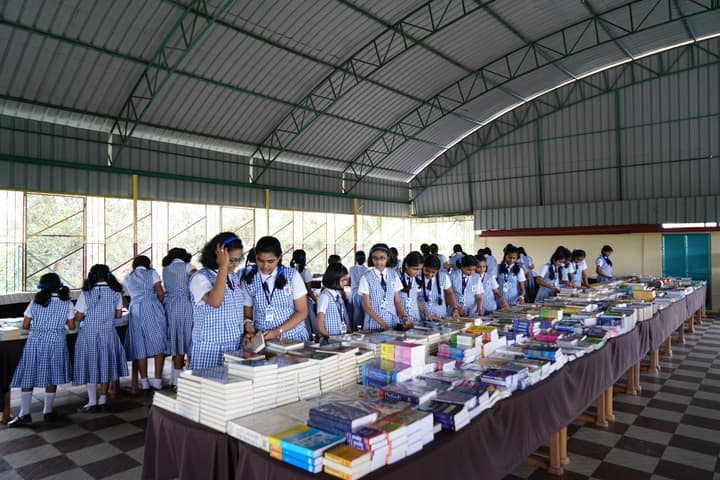 Holy Angels I S C School-Book Fair